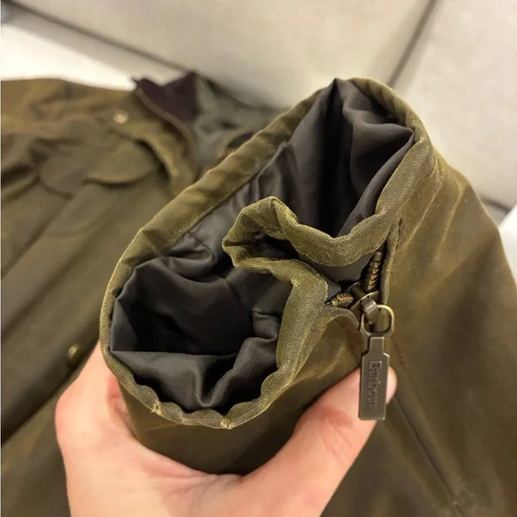 Barbour Women’s Olive Green Wax Jacket - Picture 10 of 10